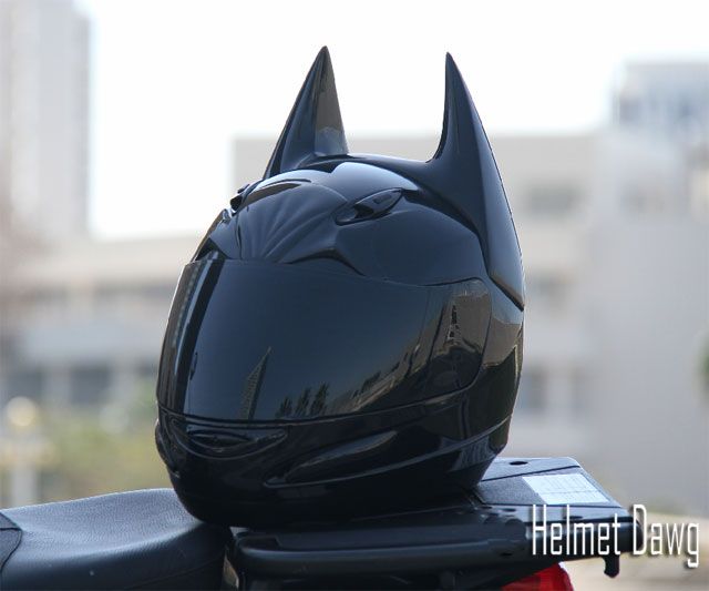 Autocolante capacete. - Página 3 Batman-motorcycle-helmet-7540