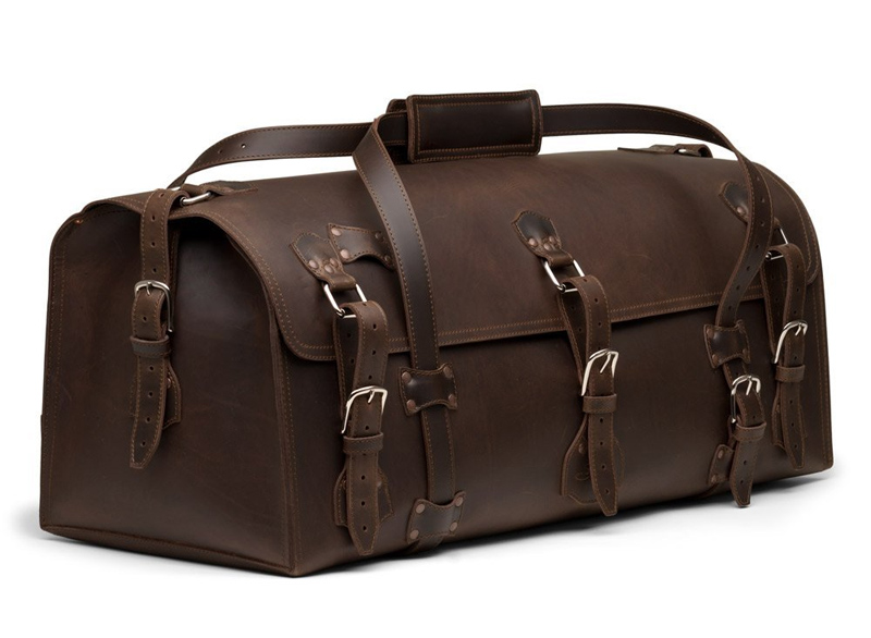 http://www.dudeiwantthat.com/style/bags/the-beast-duffel-bag-9335.jpg